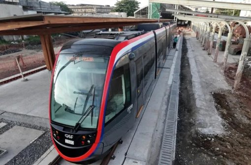 VLT realiza primeira viagem-teste em Salvador