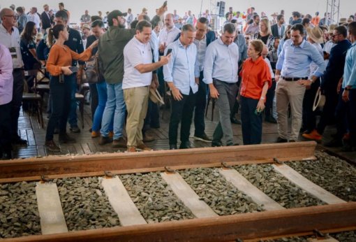 Mato Grosso do Sul vai ganhar ferrovia para escoar celulose