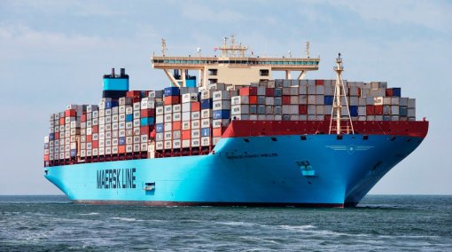 Maersk condiciona retorno de navegação no Estreito de Ormuz