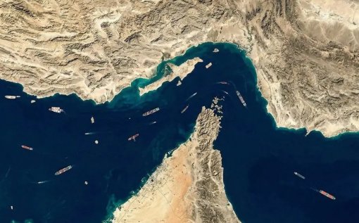 Navios já navegam pelo Estreito de Ormuz sob plano da ONU
