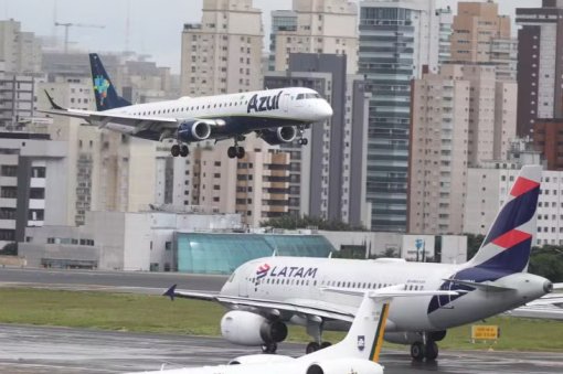 Azul terá 2.500 voos extras na temporada de verão