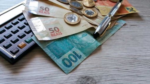 Contas públicas têm déficit de R$ 10 bilhões em agosto