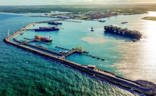 Portos do Sudeste, Nordeste e Sul avançam em agosto
