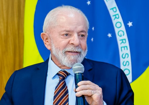 Luiz Inácio Lula da Silva é reeleito Presidente do Brasil